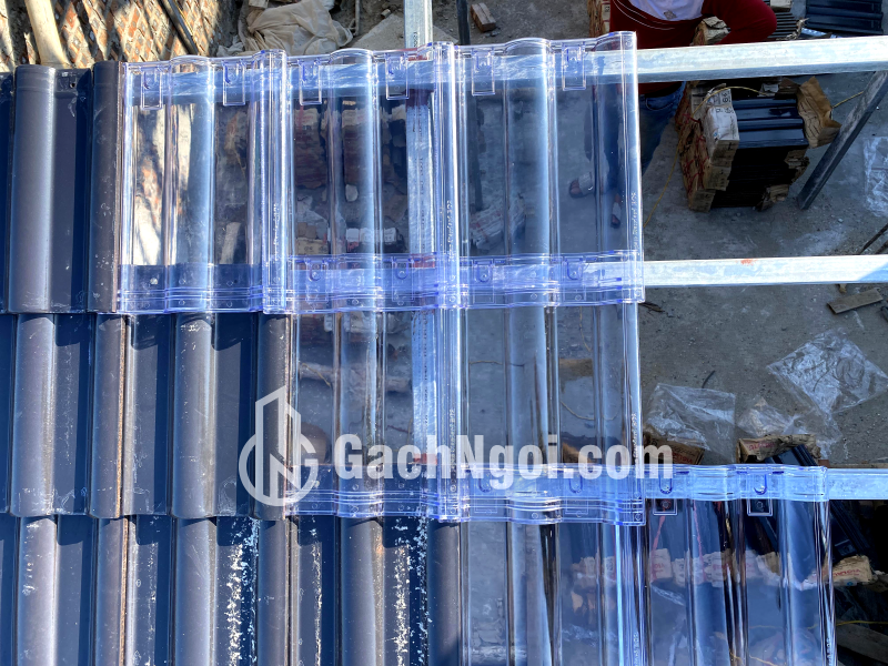 Ngói Sóng Lấy Sáng 10 Viên/m