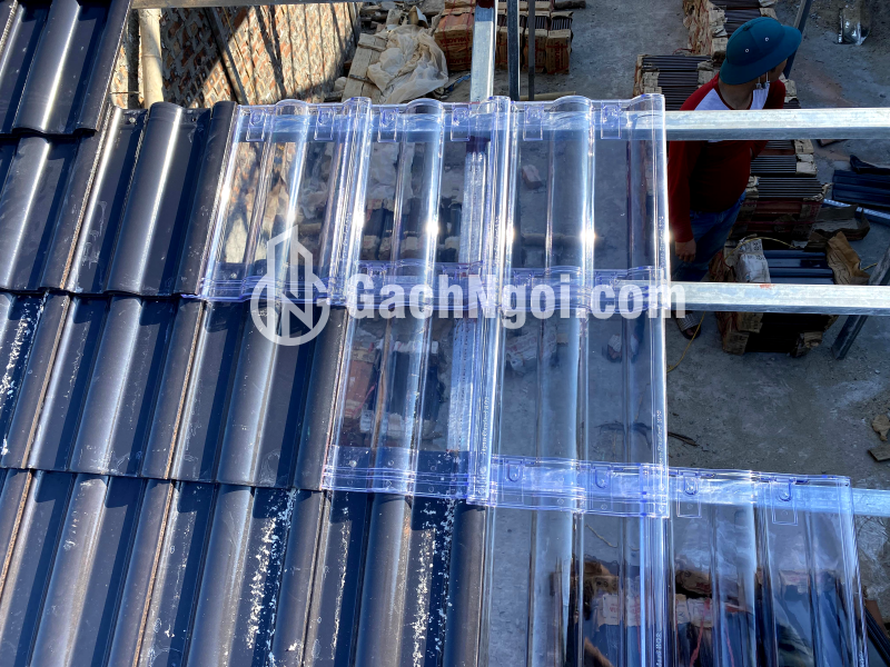 Ngói Sóng Lấy Sáng 10 Viên/m